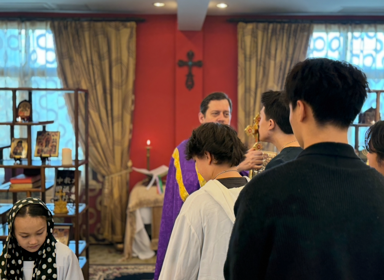 UOCEA faithful in fellowship