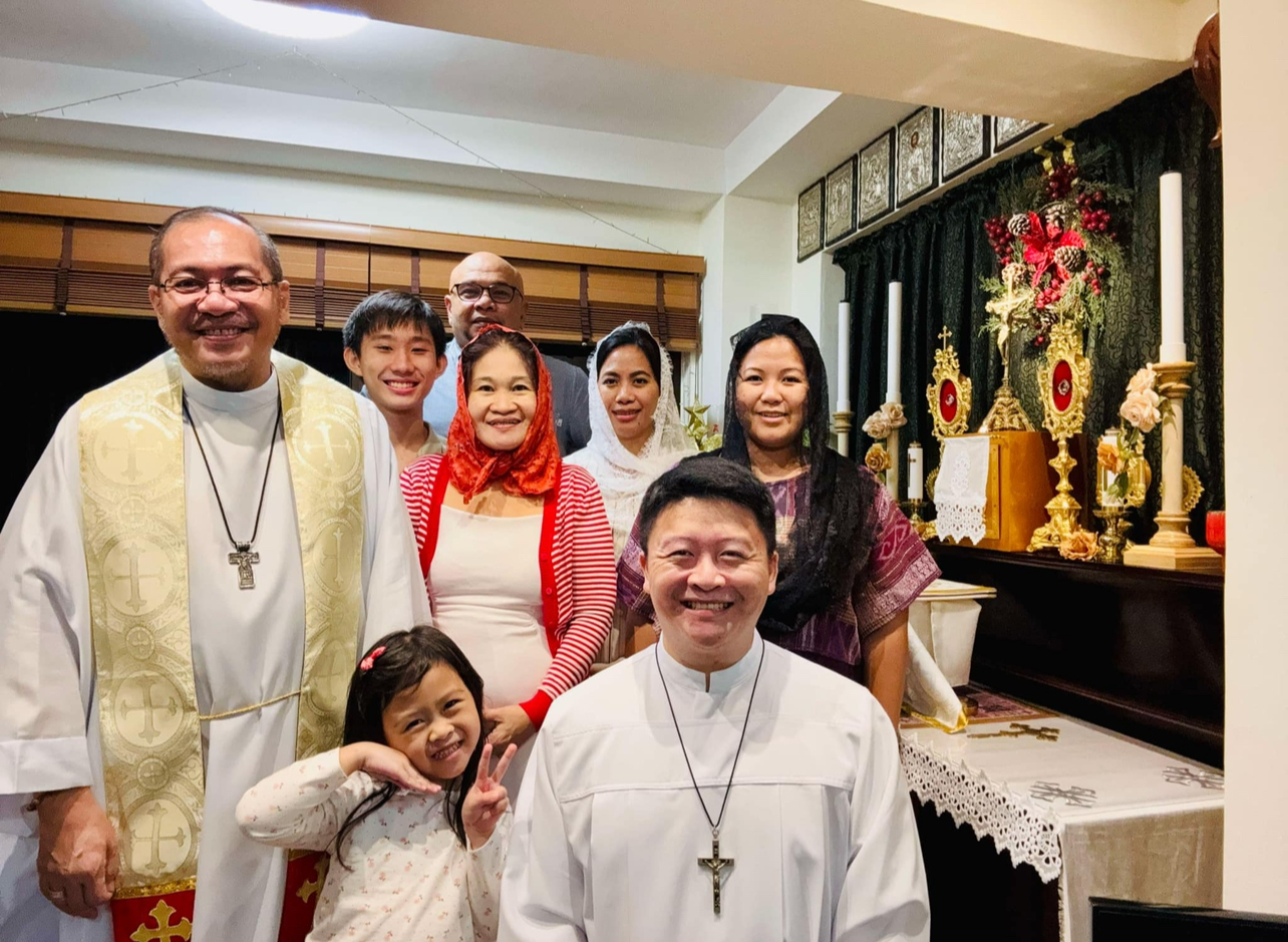 UOCEA parish service in East Asia